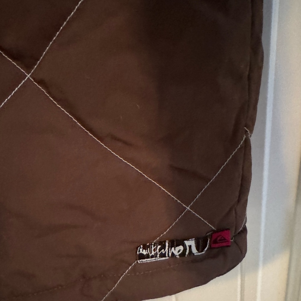 Quicksilver ski jacket. - Picture 8 of 8